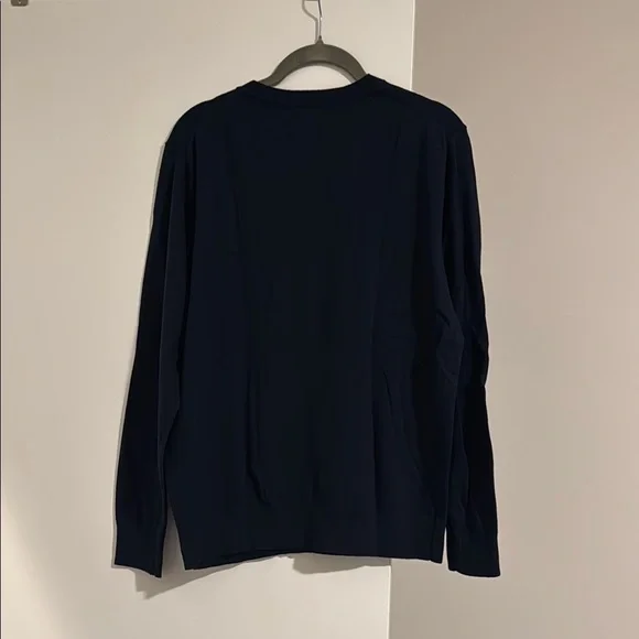Banana Republic Men's Dark Navy Crewneck Sweater - Picture 5 of 5